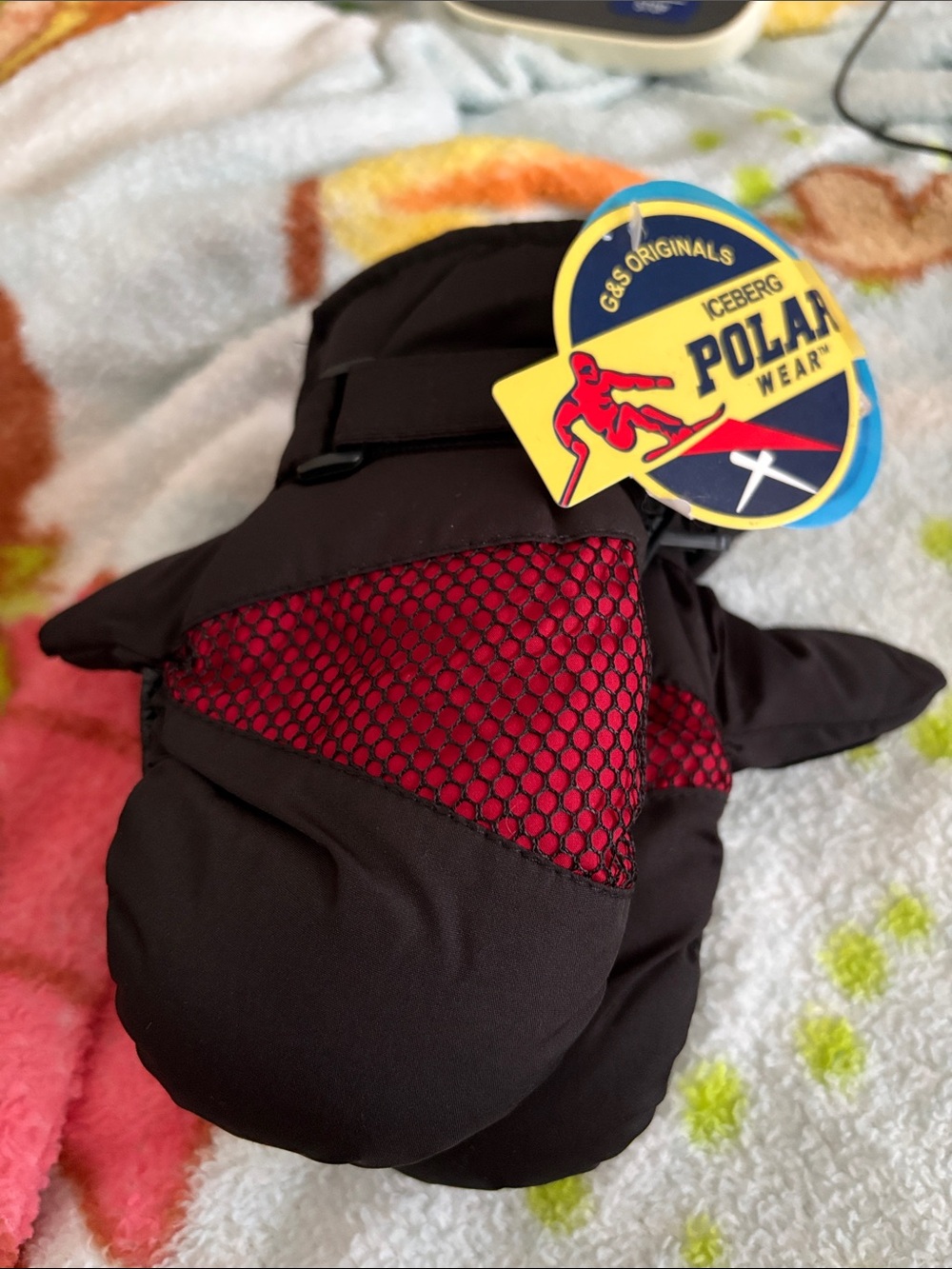 Iceberg Kids Black and Red Polar Wear Mittens